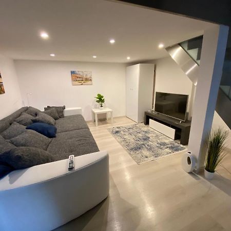 Hunyady Gallery Apartment Budapest Bagian luar foto